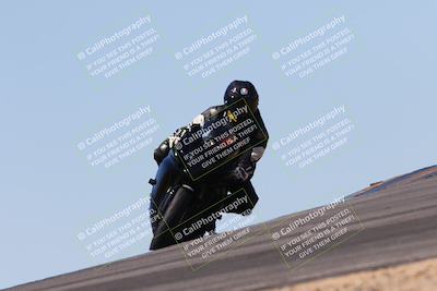 media/Apr-14-2024-SoCal Trackdays (Sun) [[70f97d3d4f]]/12-Turn 9 (150pm)/